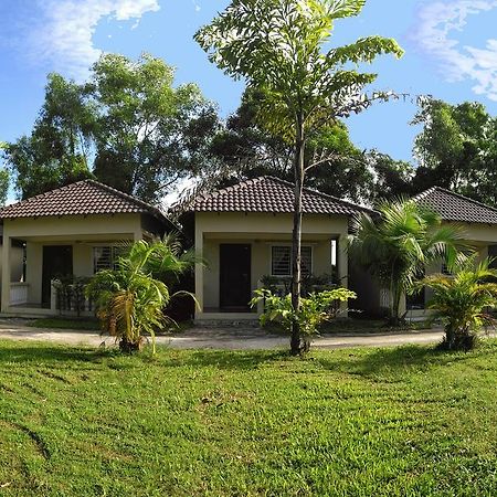 The Moonflower Bungalow Ξενοδοχείο Σίχανουκβιλ Εξωτερικό φωτογραφία