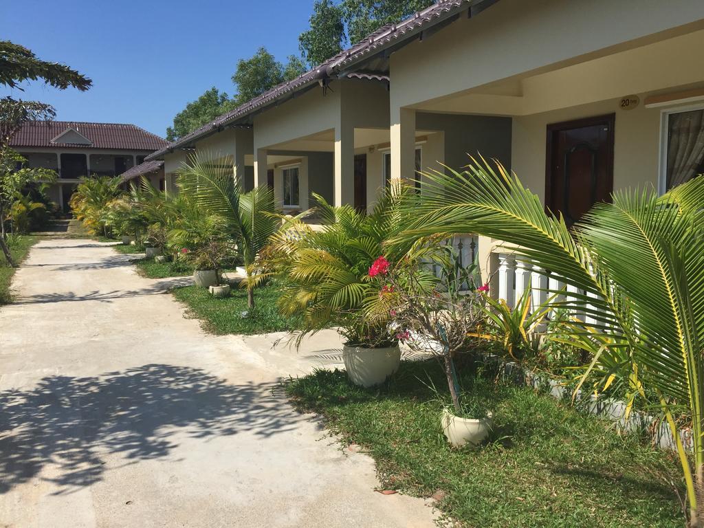 The Moonflower Bungalow Ξενοδοχείο Σίχανουκβιλ Εξωτερικό φωτογραφία