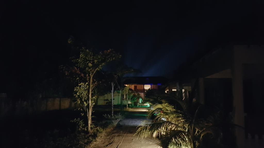 The Moonflower Bungalow Ξενοδοχείο Σίχανουκβιλ Εξωτερικό φωτογραφία
